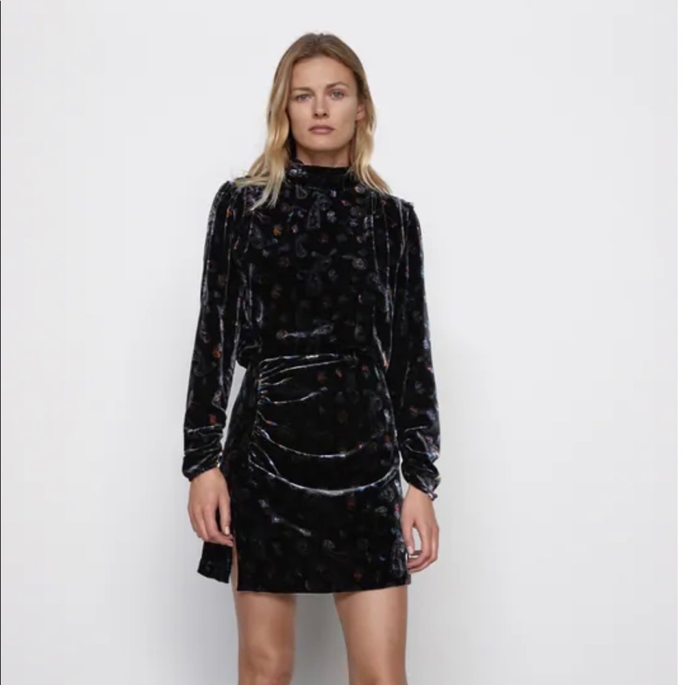 NWT! Velvet ZARA dress size:small